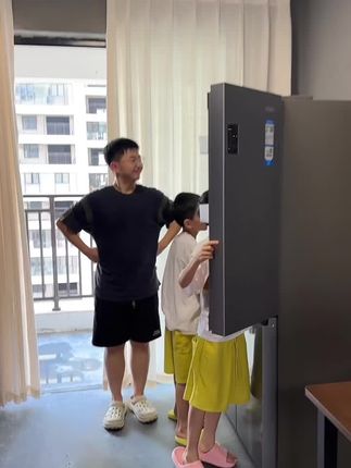 建议拍6盒更划算,100%鲜牛乳奶源 吃的安心放心#真零酸奶 #鲜牛乳 #酸奶