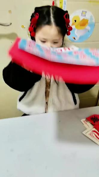 寒假在家娃抱着手机不撒手?那就让他来剪窗花吧!30张15款不同的马年窗花自带线稿,跟着线条就能剪,锻炼孩子动手能力提升专注力培养耐心,剪好贴窗上门上年味不就来了嘛成就感满满呀!#窗花剪纸 #新年剪纸 #儿童手工 #新年手工 #过年