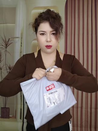 春秋季新款烫钻气质黑色显瘦半高领洋气修身百搭时尚长袖T恤#网纱打底衫