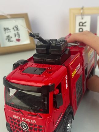 儿童大号合金消防车玩具洒水车男孩工程车消防员救援车可喷水模型#儿童玩具 #玩具车 #消防车玩具 #消防救援车玩具 #汽车模型
