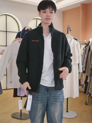 GLM秋冬季男士摇粒绒外套男新款抓绒衣男女冲锋衣内胆户外运动#谁穿谁好看 #面料柔软舒适 #休闲减龄穿搭 #男女同款 #情侣装