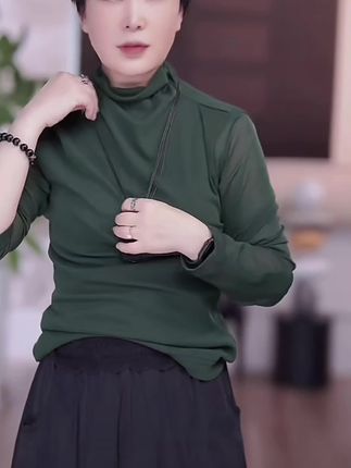 早秋新风尚,网纱打底衫来领潮!#高级感穿搭 #减龄气质 #优雅气质 #每日分享