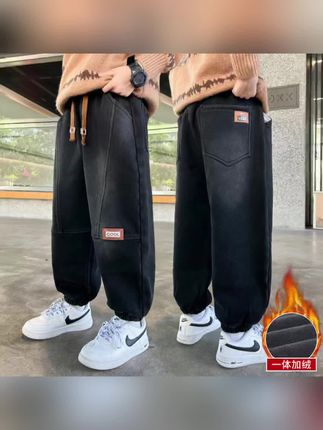 男童加绒牛仔裤2025秋冬新款儿童中大童一体加厚黑色束脚潮牌冬季#牛仔裤 #童装 #高品质童装