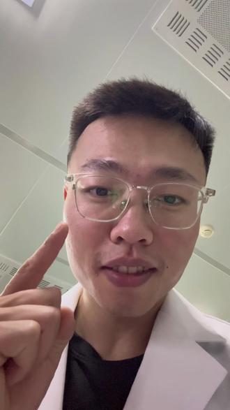牛马博士生备战健美比赛日常 没脱水没减干上台找找舞台感觉,6.20寰际大舞台就是干!依旧古典兼健体,到时候状态拉满上去!#古典健体 #寰际自然拿卡赛 @寰际中国职业赛|5.23-24杭州