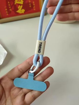 衣服没有口袋的,出门在外一定要备一个手机防摔挂绳,真的好看又精致#新奇好物 #钥匙扣 #手机挂绳 #手机挂绳正确使用方法