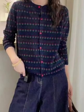法式时尚复古提花设计感针织开衫女2025秋季小众高级显瘦减龄上衣#面料柔软舒适 #穿搭 #显瘦穿搭 #洋气减龄 #微胖女生