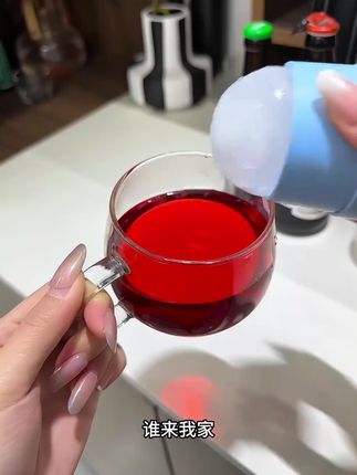 他们说夏天就要用大冰球才够爽?这个冰球模具真的好用吗? #冰球模具 #冰球 #冰格 #好物推荐 #冰球模具推荐
