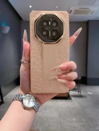 国潮手机壳也太好看了吧~#华为手机壳 #3c好物推荐 #回头率超高的手机壳 #这个手机壳真的长在我的心巴上 #新奇手机壳