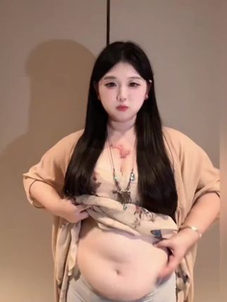 #张予曦毕雯珺真拍了红裙抱 #深情眼 #赵露思 #赵露思直播怼黑评 #许凯公主抱田曦薇甜到没边