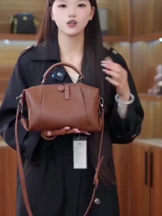 #包包 #女包 #斜挎包 #真皮女包 #高级感