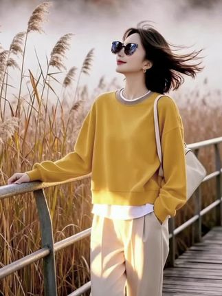 时尚百搭假两件套卫衣#卫衣穿搭 #休闲百搭 #春秋穿搭 #圆领卫衣