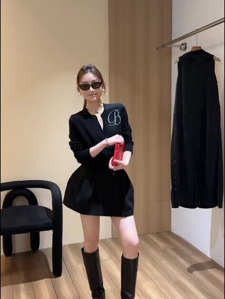 自信比漂亮更重要#气质穿搭 #显瘦穿搭