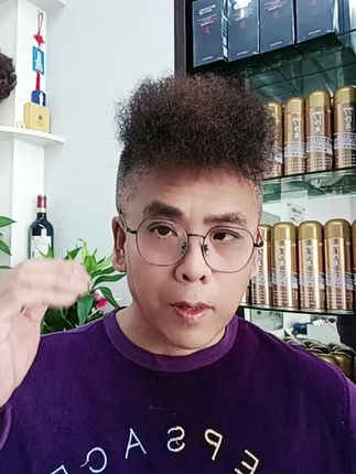 ##尧瀛发胶,三秒定型,定型持久,不沾灰,不起白皮,大容量