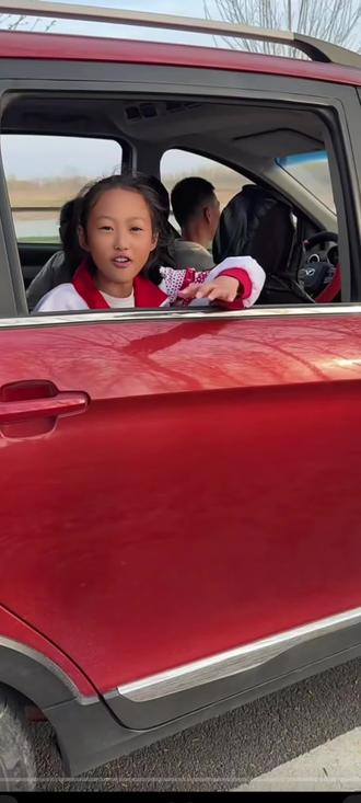 小朋友吃糖果的搞笑视频小朋友宝宝都爱看的搞笑视频小朋友都爱看#3到6岁儿童益智早教动画#亲子互动#奥特曼儿童动画片#儿童视频#儿童动画