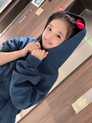 一定要双人嘛 我双重人格行不行 #呲牙舞双人版 #呲牙舞 #卡点 #圆脸女孩