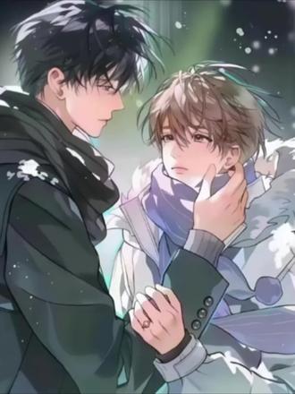 #囚于永夜 #顾昀迟李述
麦香鸡呢真的是一个很细节很柔软的作家。小树死里逃生的时候,他一晚没睡,早上空腹要喝咖啡,339选择沉默,而在一切尘埃落定的时候,顾昀迟依旧要空腹喝咖啡,339于是又变回那个和主人拌嘴的萌物“小心心悸” 。
这部作品其实给我带来很多东西,小树身不由己,但依旧努力生长,少爷可以毒舌但一心一意地从不偏离,永远坚定选择,把爱作为本能。
读到后面其实基本每隔一章就要哭一下,温然清楚地知道自己的结局依旧选择还顾昀迟一个自由,然后赴死,可又因为顾昀迟一句“你不是选了我吗”又萌生下去活着的意志,想起之前看到过“与为爱而死同样伟大的,是为爱而生”,妈妈杳无音讯,爸爸不知是谁,最爱的人没有出席订婚宴,不敢确认不敢回忆,一个人洗掉终生标记,孩子也没有了,小树,你经历这些的时候在想什么呢?我好希望你学会哭。
游艇爆炸的时候,先落入海面的那滴水是你的眼泪对吗,顾昀迟。你又在想什么呢?天空埋葬了你的父母,大海泯灭了你的爱人,行尸走肉活着的那几年,见到小树字迹的一刻心率仪的爆鸣其实才宣告你的复活。
就让苦难成为所有痛苦的终章,十九日极夜自此天光大亮。