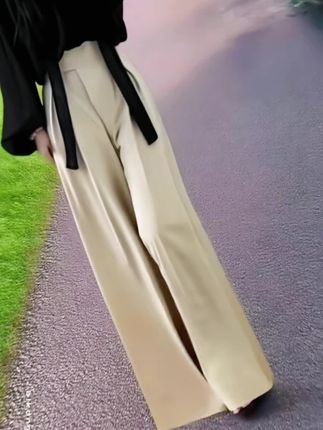 #上热门 #开春穿搭新款又a又飒套装黑色上衣阔腿裤裤子两件套#穿搭 #高级感穿搭 #美出高级感