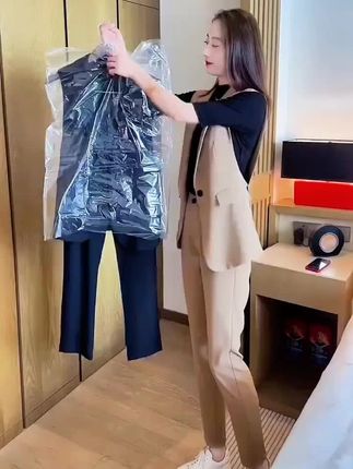 黑色西装马甲女坎肩2025春装新款时尚休闲宽松洋气马夹背心大码 #西装马甲 #西服马甲 #时尚百搭 #居家好物