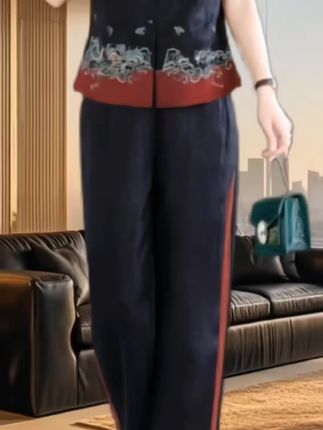 #优雅气质 #高端大气 #气质套装 #时尚套装 #谁穿谁好看