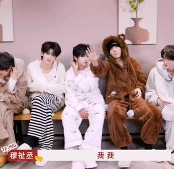 兄弟你看球啊!?#馍馒#墨丞