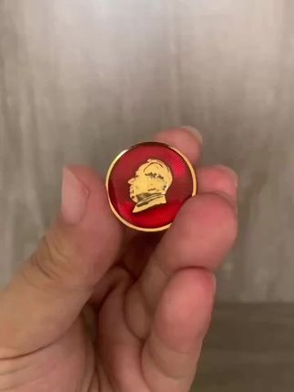 #胸针 #纪念章 #徽章 #太喜欢了 #你值得拥有