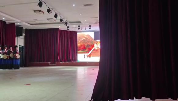 庆国庆节目:传统曲艺柳连柳《钱杆情》片段