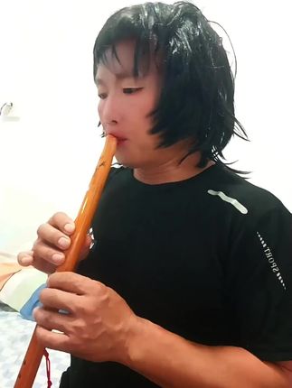 学会葫芦丝吹竹笛都是小k时有喜欢竹笛的点击下方也能拥有哦。#民间艺术传承 #乐器演奏 #每日练习 #视频原声 #支持原创