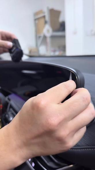 君越新车提回来,第一时间要把钢化膜贴上,新君越全系一体屏,玻璃钢化膜,抗指纹,护眼防炫目,HDR超清#汽车屏幕钢化膜 #别克 #新君越@抖加-小助手@抖加-好生意