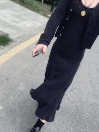 A721#秋季新款慵懒风修身短款开衫气质中长款宽松针织吊带连衣裙#与众不同 #