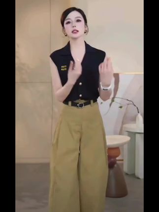 这条裤子简直是“吃肉神器”!高腰设计拉长腿部线条,阔腿剪裁遮肉显瘦,搭配简约上衣,气质瞬间up!✨ #显瘦穿搭 #显瘦遮肉 #气质减龄穿搭 #时尚百搭