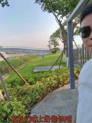 #纪录美好生活 #高温天气 #型男穿搭 #户外休闲 友友们有需要鞋子的亲们找我路菜思老赵不会有错我确实是做良心商家