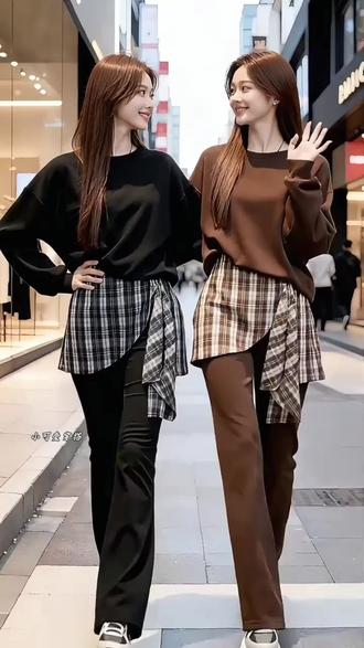2026春秋新款时尚小众设计感圆领卫衣撞色格子屁帘微喇裤两件套女#夏天穿搭 #随性穿搭 #简单穿搭 #显瘦搭配 #穿衣自由