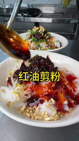这位美女越来越熟练了,马上要出师了👍✌️