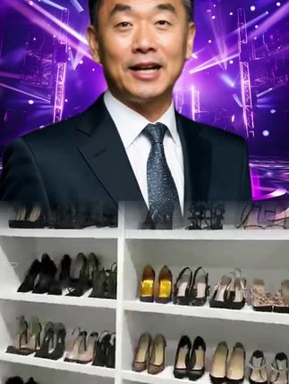 女明星难道都爱买鞋?比比谁家里更多 #大S #邓丽君 #搭配分享 #沉浸式扔垃圾 #潮鞋