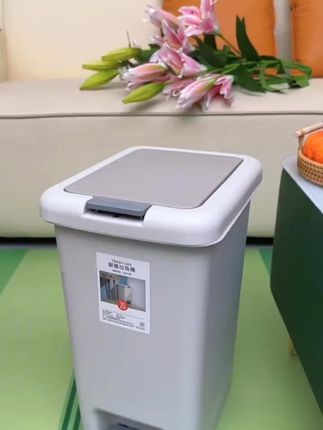 #实用好物 #居家好物 #生活好帮手 #垃圾桶#带盖垃圾桶