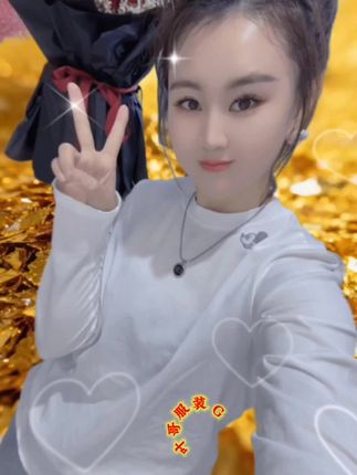 早秋穿搭#时尚女装#品质超级好 #日系好物 #米奇头水磨边破洞T恤#时尚百搭#减龄显瘦穿搭 #气质女装