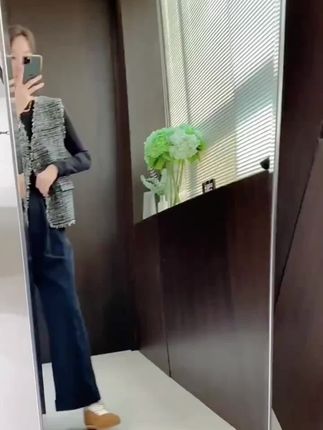 正品爆款短款小香风V领马甲外套女2025春新款时尚坎肩上衣女款#小香风马甲 #时尚坎肩