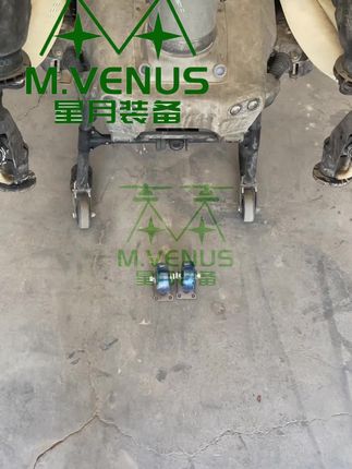 无人机脚轮,大尺寸实心橡胶轮适应多种路面,加厚不锈钢材质更加耐用,一个人就可以轻松移动无人机#无人机脚轮 #大疆植保无人机 #大疆T70 #脚轮 #无人机配件