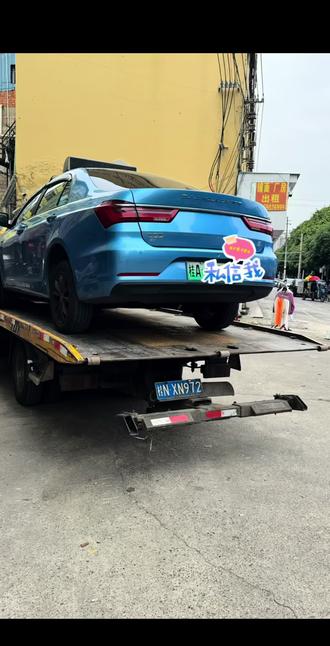 比亚迪秦充电器维修