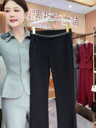 微喇裤2025夏秋季新款高腰弹力百搭西裤垂感喇叭裤女黑色直筒长裤#谁穿谁好看 #面料柔软舒适 #休闲减龄穿搭 #显高显瘦显腿长 #品质女装