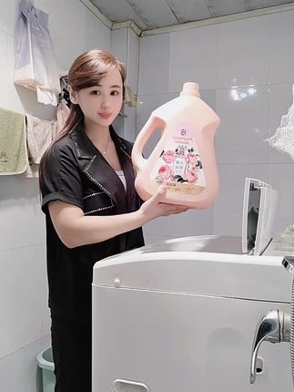 #香氛洗衣液#洗衣液#洗护好物 #污渍轻松去除 #洗衣服就靠它了