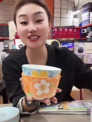 #陶瓷碗 四个装 花漾米饭碗四色混装家用陶瓷餐具网红餐具饭碗 高温釉下彩#陶瓷米饭碗 #陶瓷碗具 #米饭碗 #餐具