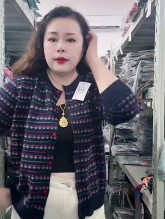 法式时尚复古提花设计感针织开衫女2025秋季小众高级显瘦减龄上衣#针织开衫上衣女 #针织开衫女 #针织外套女