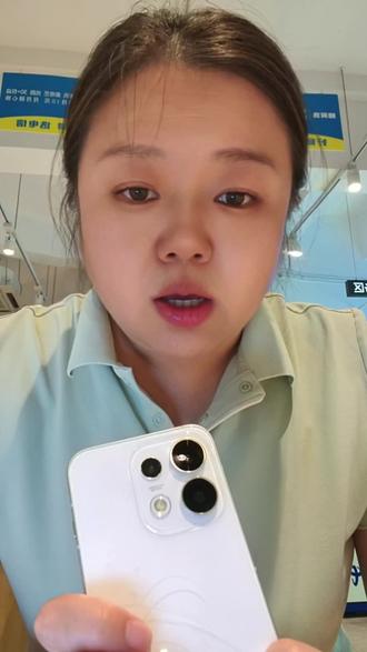 #OPPOReno16 系列
✓行业首创3D悬浮星球,怦然星动
✓2亿像素,超清四摄,实况随心贴
✓还有OPPO Bubble潮玩自拍屏
5月29日开售,线下门店火热预订中