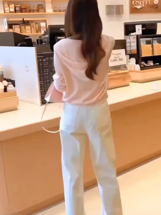 #秋季穿搭 #高级感穿搭 #高休闲套装#谁穿谁好看