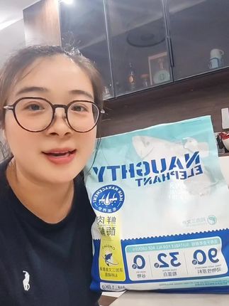 #调皮象鲜肉猫粮 家里养猫的一定要来薅,我家那挑食的猫框框炫,适口性真的没得说刷到赶紧冲#猫粮 #调皮象猫粮 #猫粮推荐