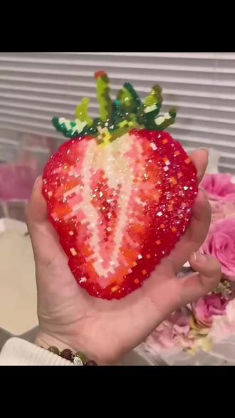 没有哪个拼豆老玩家能拒绝得了这个爆闪格利特布烫吧、根本停不下来~#格利特#拼豆#拼豆教程#拼豆豆#爆闪~