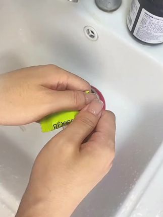 轻松洗净杯渍,我再也不用为刷洗杯子而发愁啦#小仓熊水杯清洁泡腾片 #免刷洗清洁