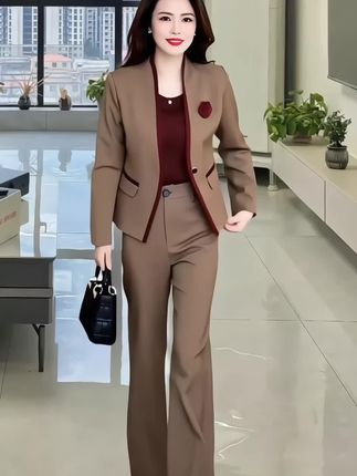 这款时尚洋气的三件套装,穿在很多场合都能适用,很提气质#时尚气质穿搭 #穿出高级感 #春秋新款 #职业穿搭 #山姐好物