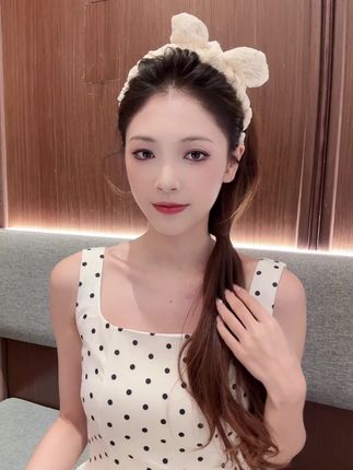 #网红发饰 #发箍这样戴好美 #发箍 #甜美穿搭 #发饰